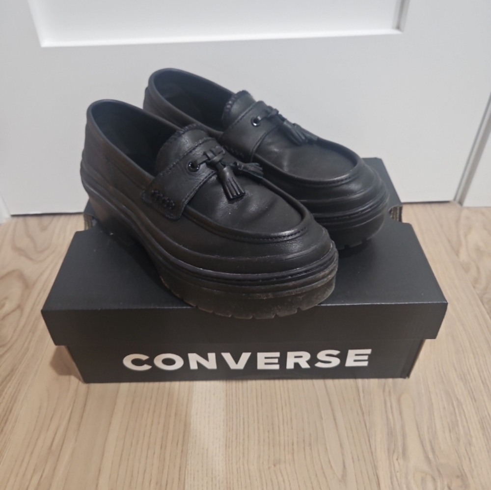 SOLD**Converse Women's Classic Black Slip-On Loafers